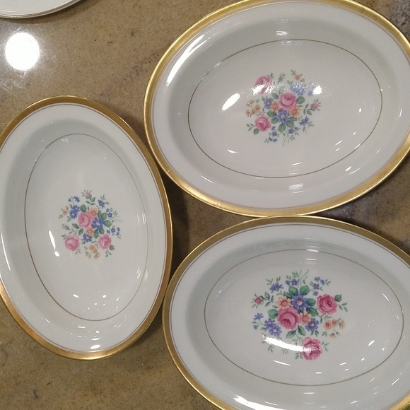 Set of 3 vintage haviland windsor vegetable serving bowls  floral gold trim - Picture 3 of 4